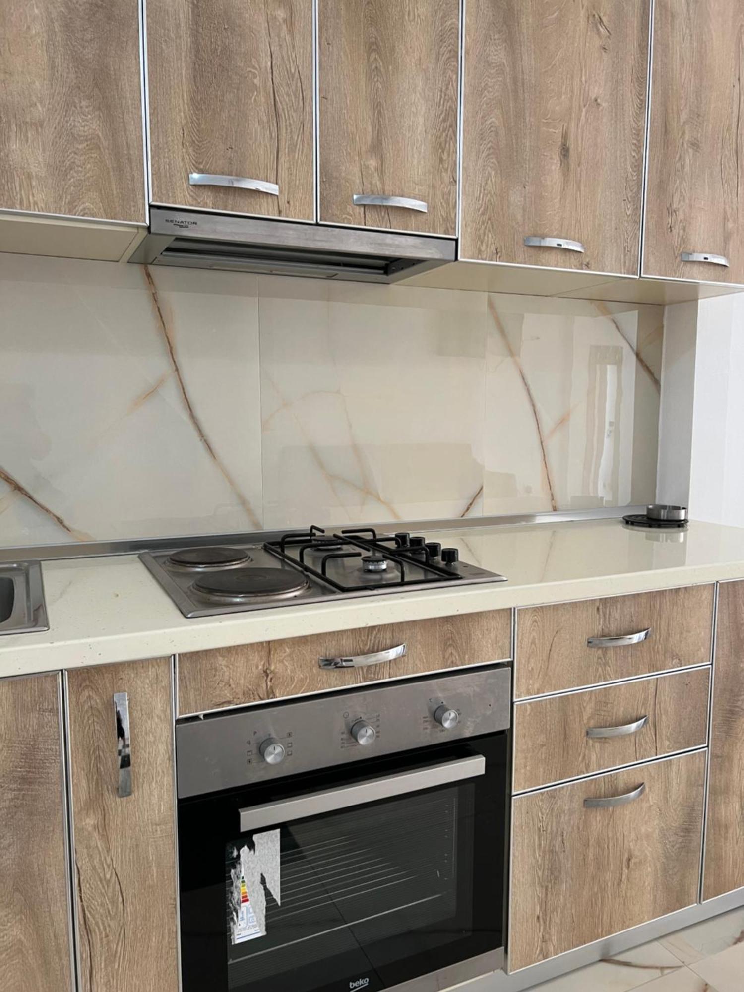 Ground Floor Comfort - Spacious & Modern * Orikum